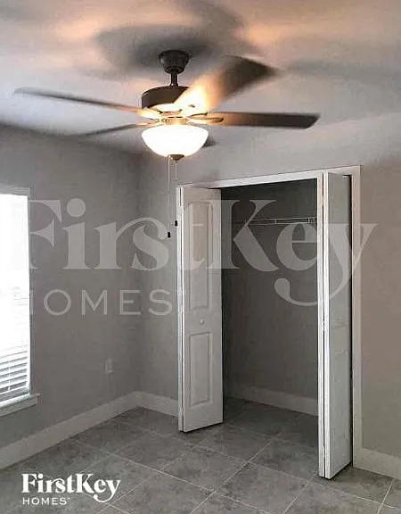 6114 Holt Ct — Photo 7
