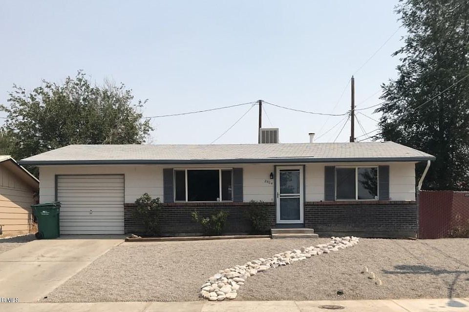 1st image of 2504 Edgecliff Dr