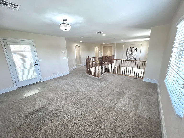 7140 Charter Crest St — Photo 45