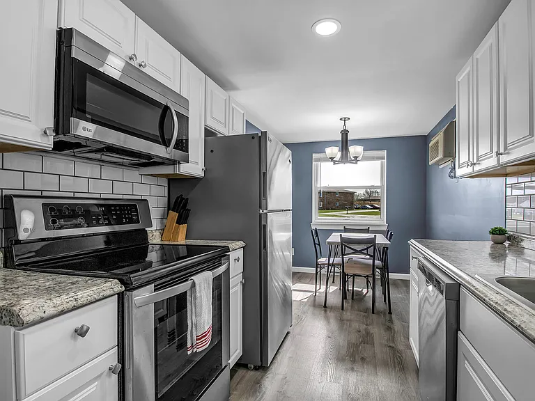 2719 Oppenheim Ct #4 — Photo 18