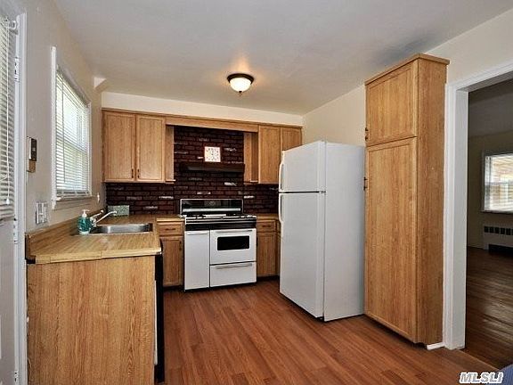 5th image of 51 Cherry St