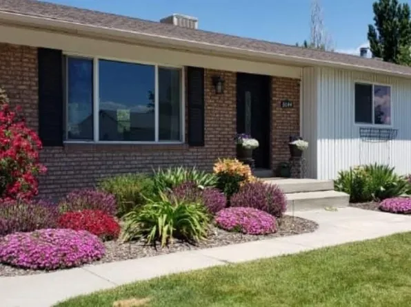 3044 W Martinez Way, Riverton, UT 84065