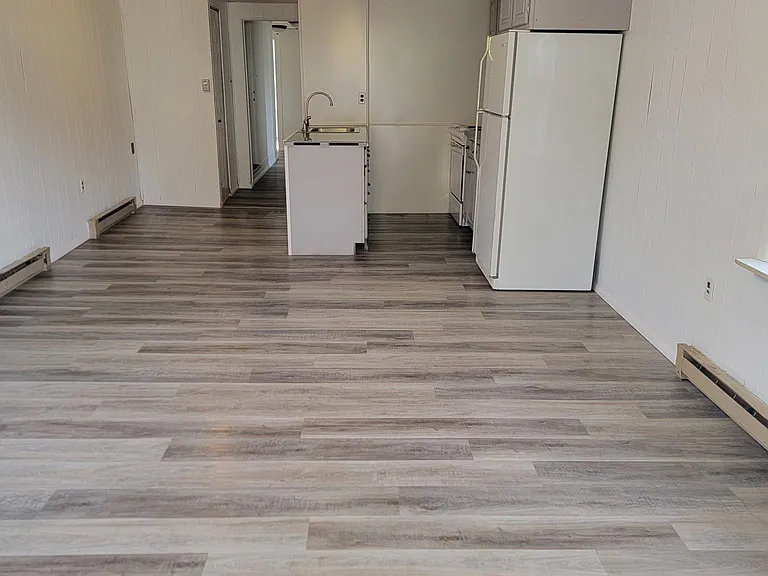 133 E Market St #2 — Photo 5