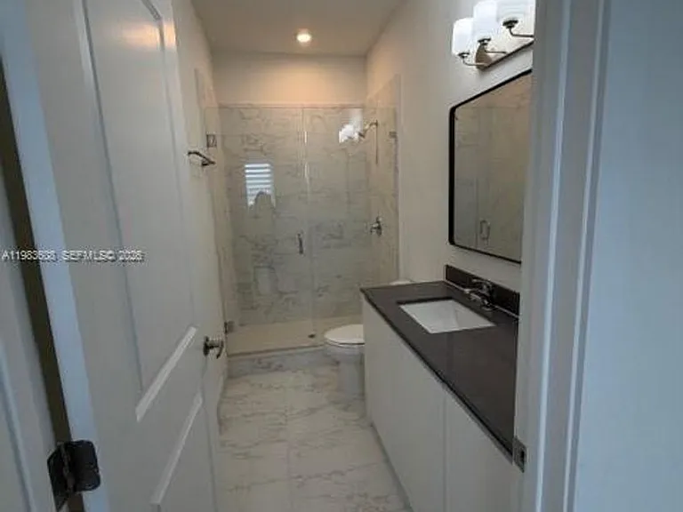 18943 SW 345th Ter — Photo 11