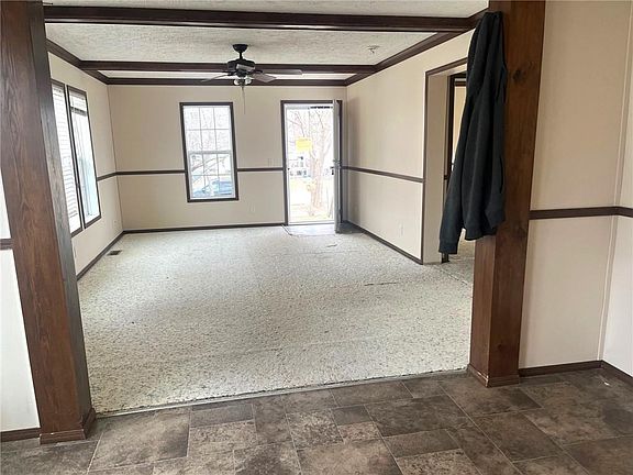 4th image of 805 N 9th St