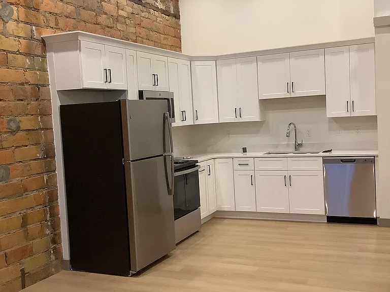 315 Main Ave #202 — Photo 6