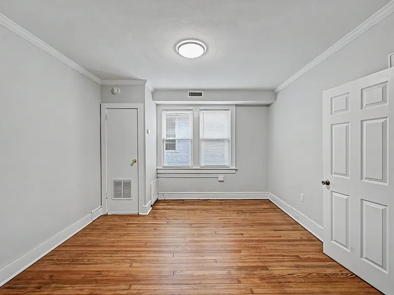 531 S Irving Ave #4 — Photo 14
