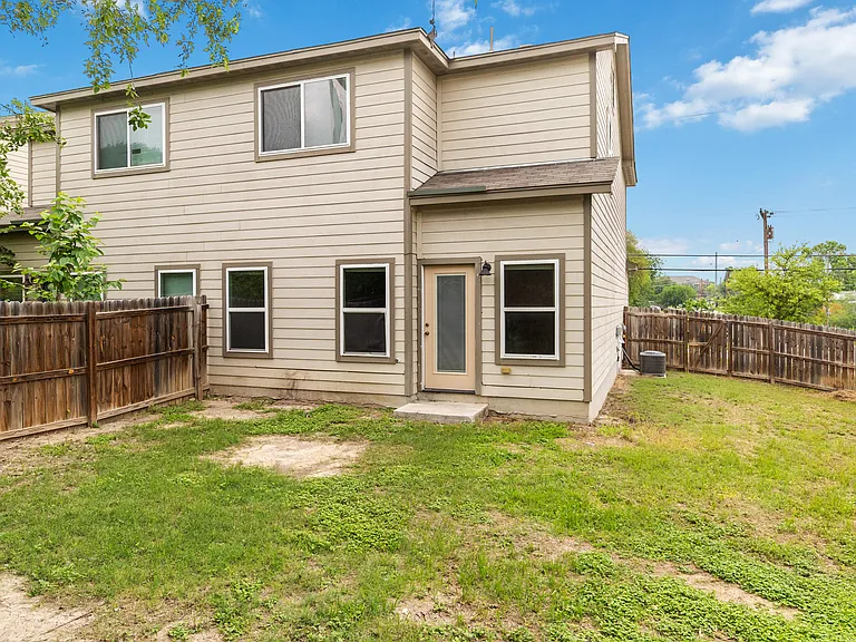 11103 Belair Dr #1 — Photo 28