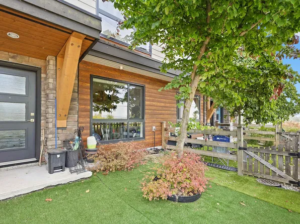 16488 64th Ave #159, Surrey, BC V3S 6X6