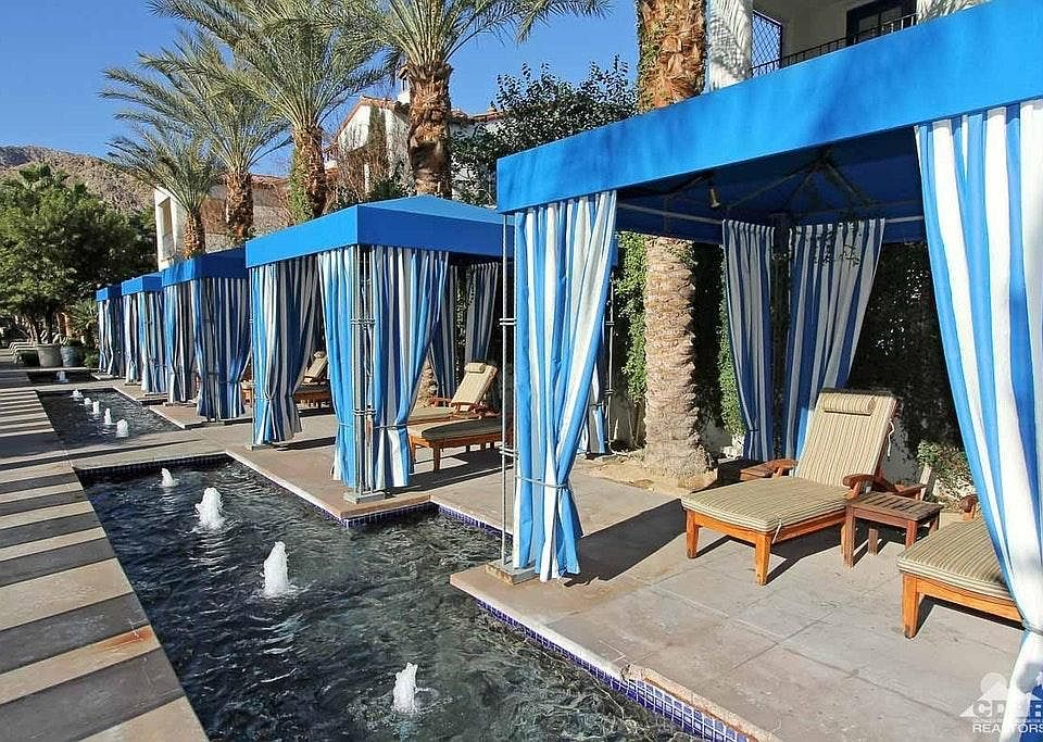 Clubhouse Main Pool/Spa Cabanas