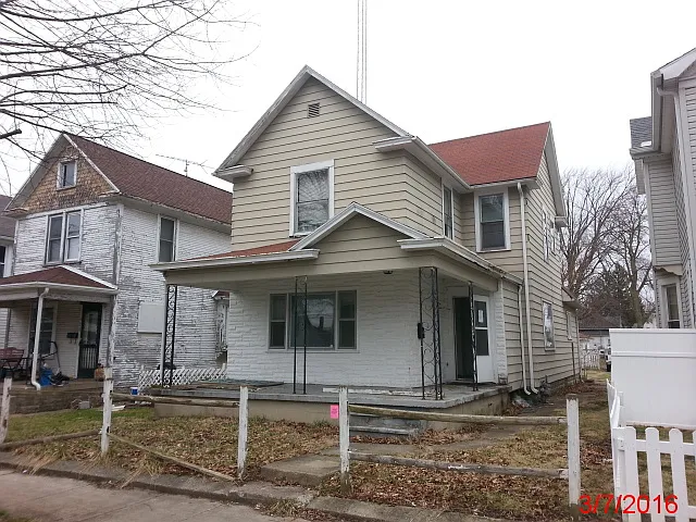 426 Pearl St photo 1