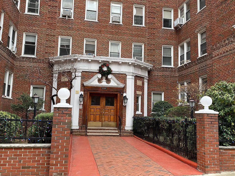 1st image of 63-109 Saunders St APT D2