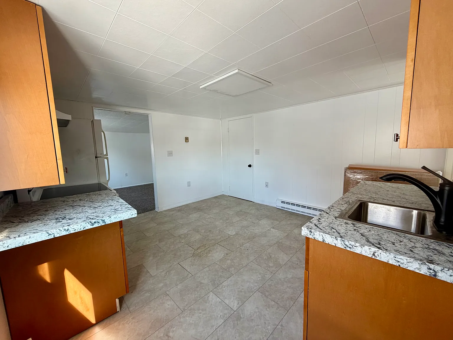 139 W Ridge St — Photo 2