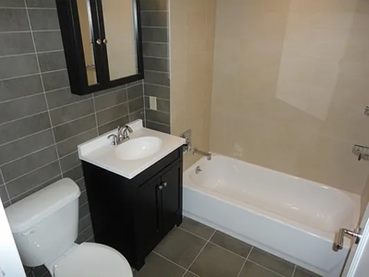 Rented by Urban Realty NYC | media 10