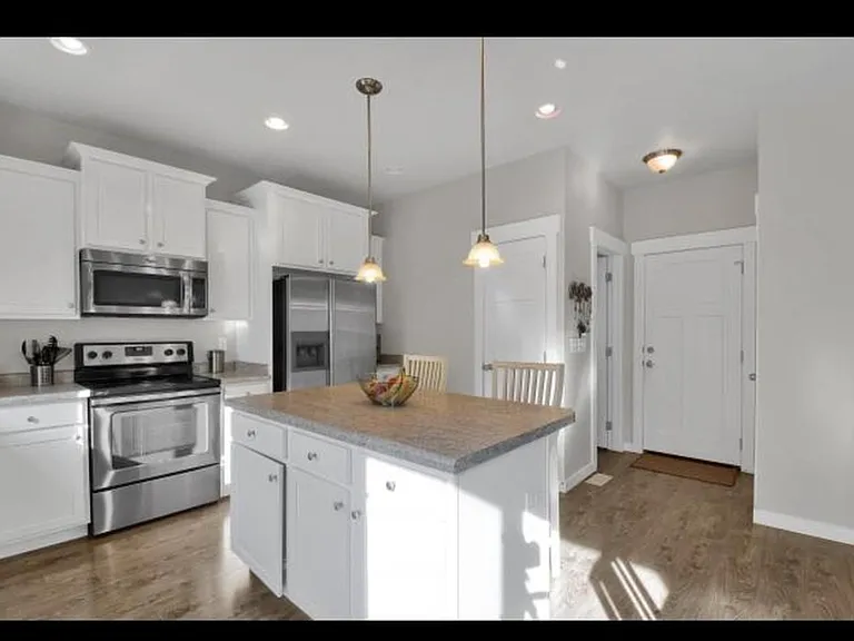 15240 S Glory Dr — Photo 10