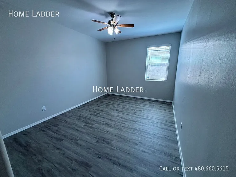 10453 E Cliffrose Ln — Photo 22