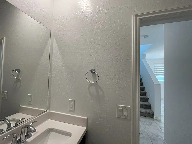 802 Spring Estates Ave — Photo 16