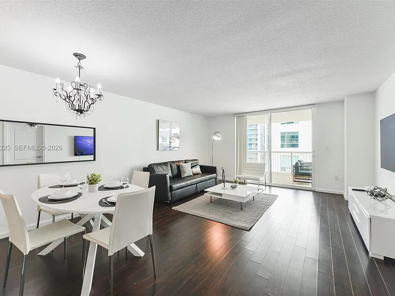1200 Brickell Bay Dr #3614 — Photo 3