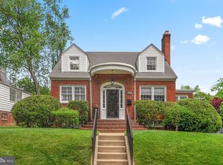 2411 Ridge Road Dr, Alexandria, VA 22302