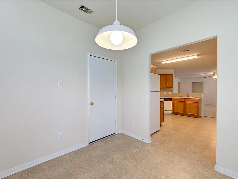 3639 Barkers Crossing Ave — Photo 15
