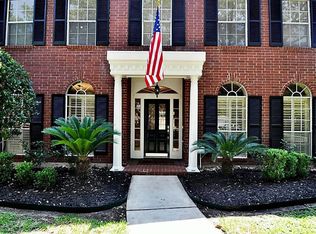 3735 Elkins Rd, Sugar Land, TX 77479