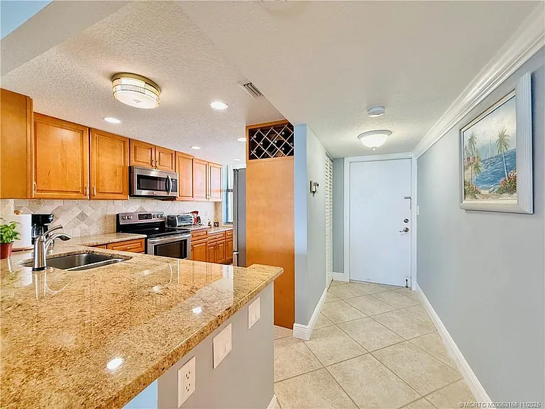 10680 S Ocean Dr #808 — Photo 49