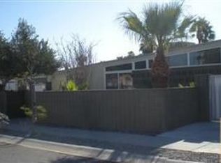 915 E Janet Cir, Palm Springs, CA 92262