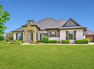 2408 Crestwood Dr, Edmond, OK 73034