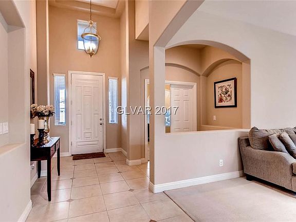3rd image of 8125 Mountain Forest Ct