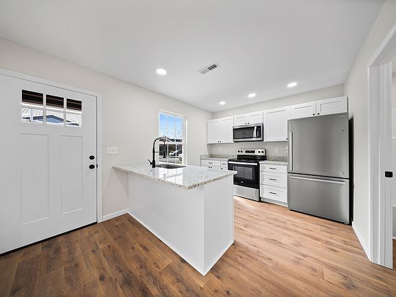 4th image of 2023 S 5th St Front A