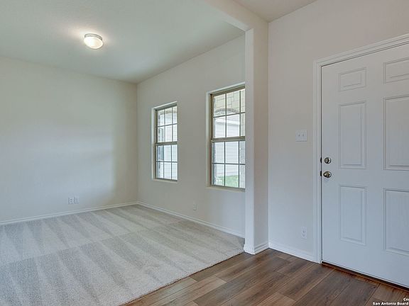 5th image of 14514 Flatiron Cliff