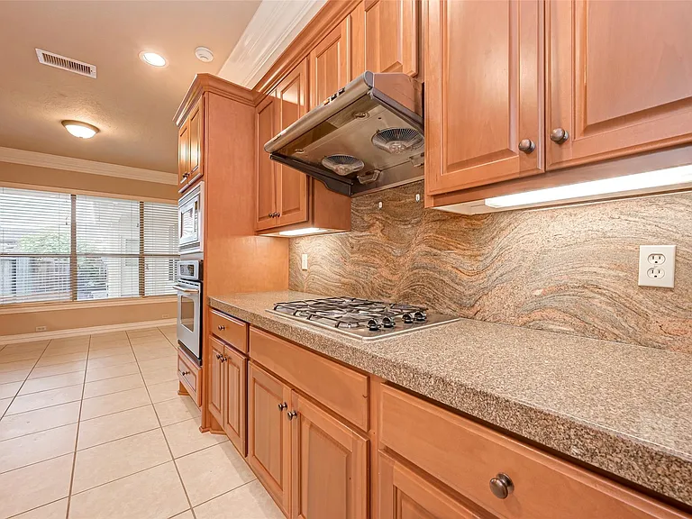14426 Summerleaf Ln — Photo 12