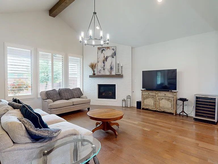 2912 Seattle Slew Dr — Photo 4