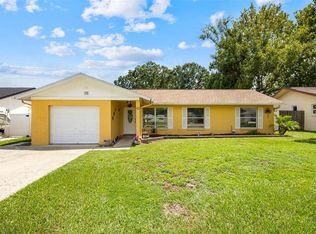 712 Gateway Ln, Tampa, FL 33613