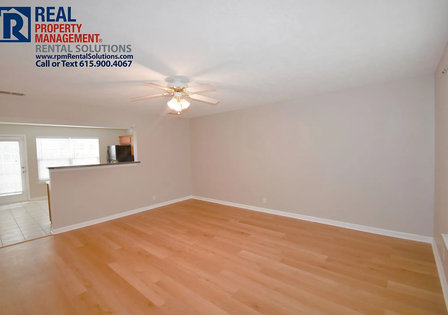 Adorable 2 BD 2.5 BA with private patio! — Photo 4