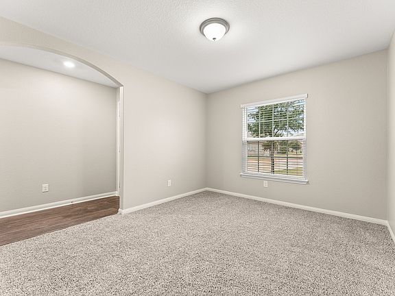 4th image of 4049 Cressler Ln #21G