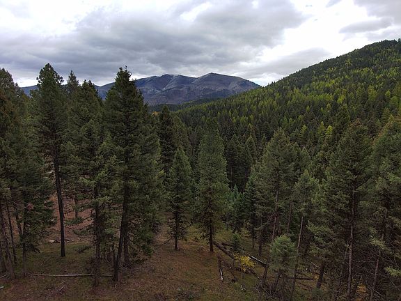 5th image of 250 Summit Dr