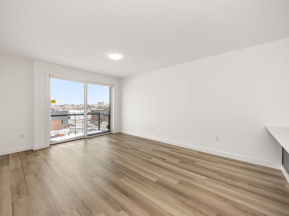 5th image of 1620 Michigan Ave #5129afb75