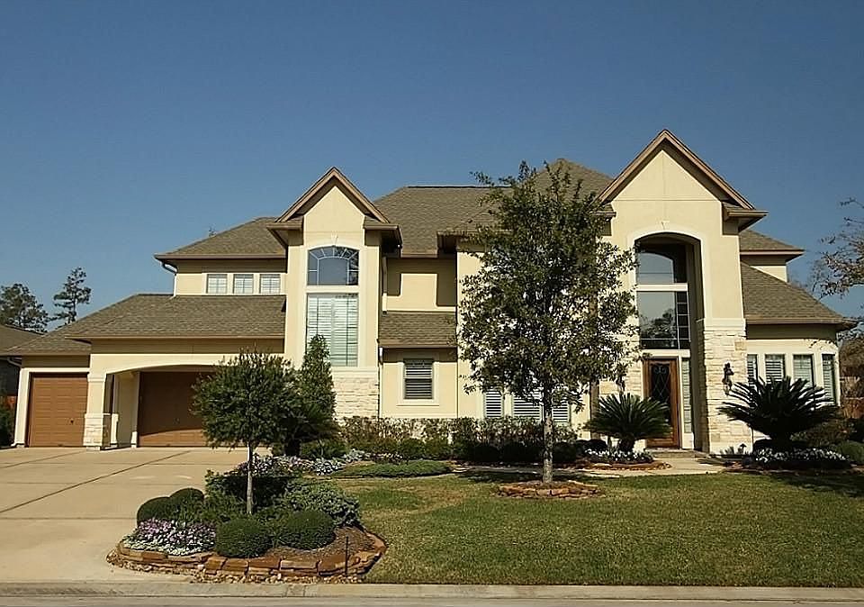 1st image of 15706 Medina Lake Ln