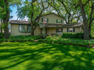 1016 Canterbury Ct, Davenport, IA