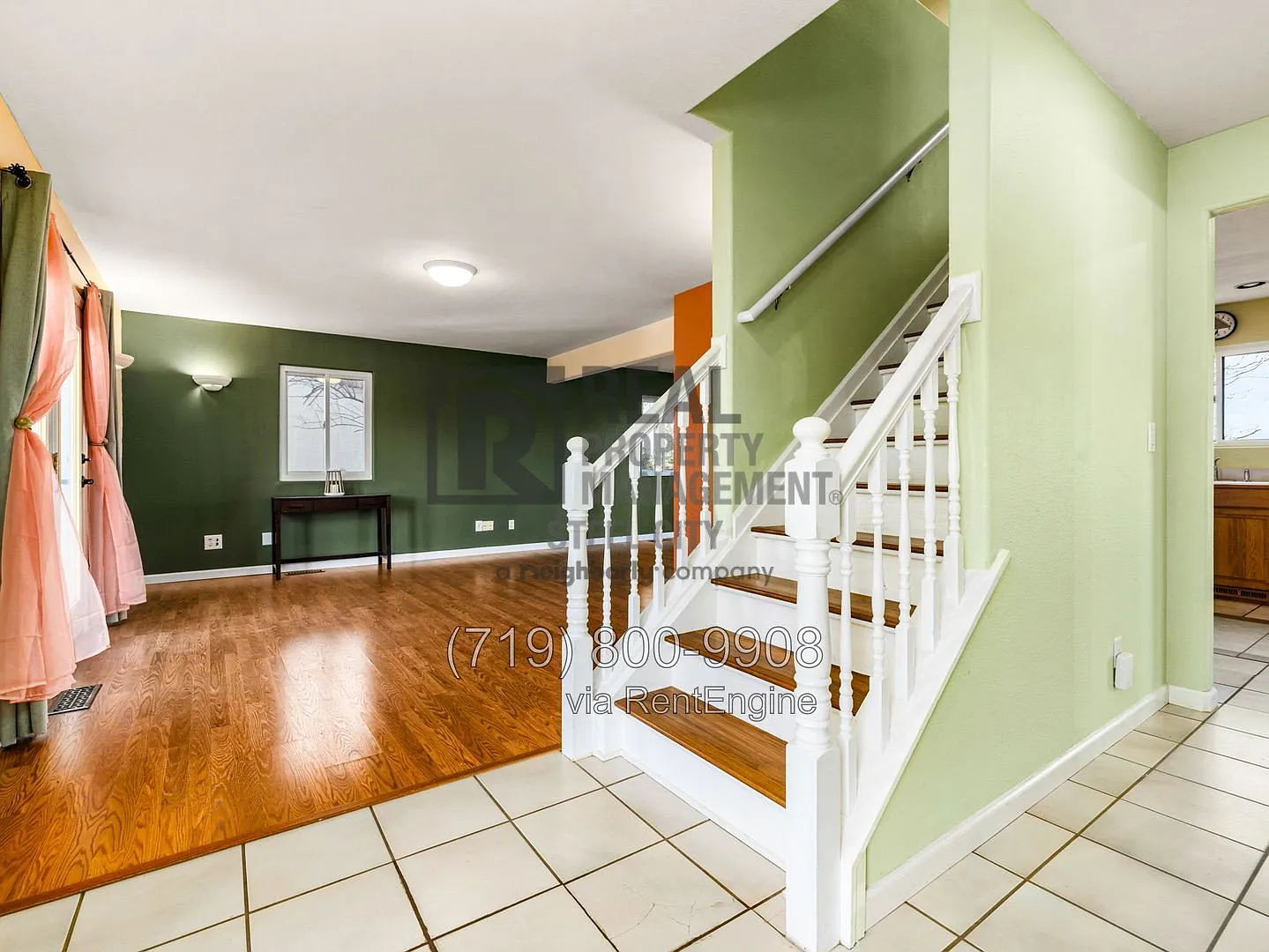 3 bed, 2.5 bath, 2077 sqft, $2,500 — Photo 3