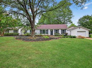 102 Harness Trl, Fountain Inn, SC 29681