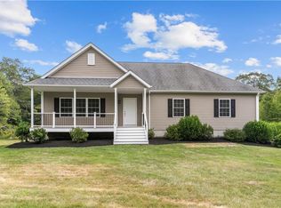 87 Simmons St, Rehoboth, MA 02769