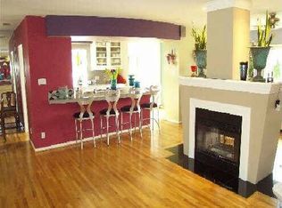 8961 Geyser Ave, Northridge, CA 91324