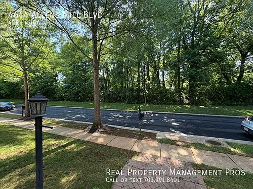 4644 Allens Mill Blvd Photo 1