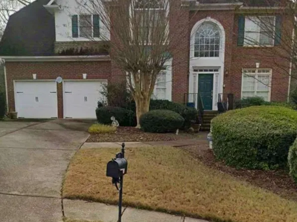 4817 Cedar Wood Dr, Lilburn, GA 30047