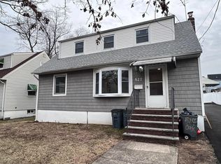 527 Oak St, Passaic, NJ 07055