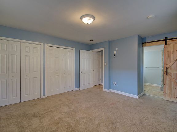 2nd image of 3050 Brookwood Cir