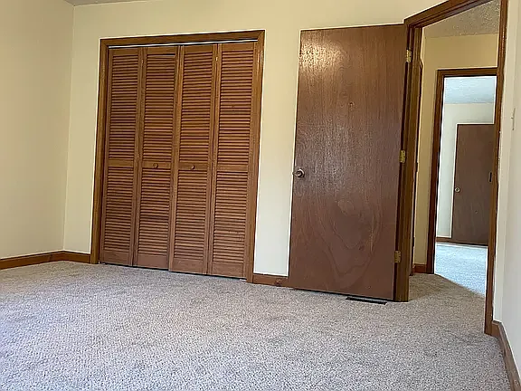 105 Mayflower Rd — Photo 17