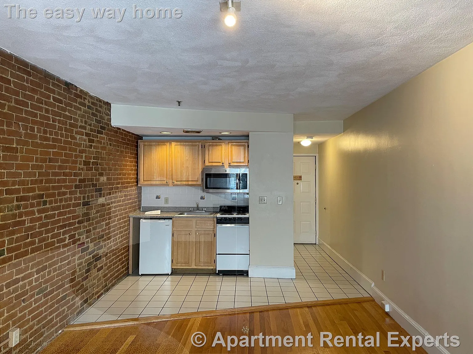 Studio, 9999 sqft, $2,300 — Photo 2